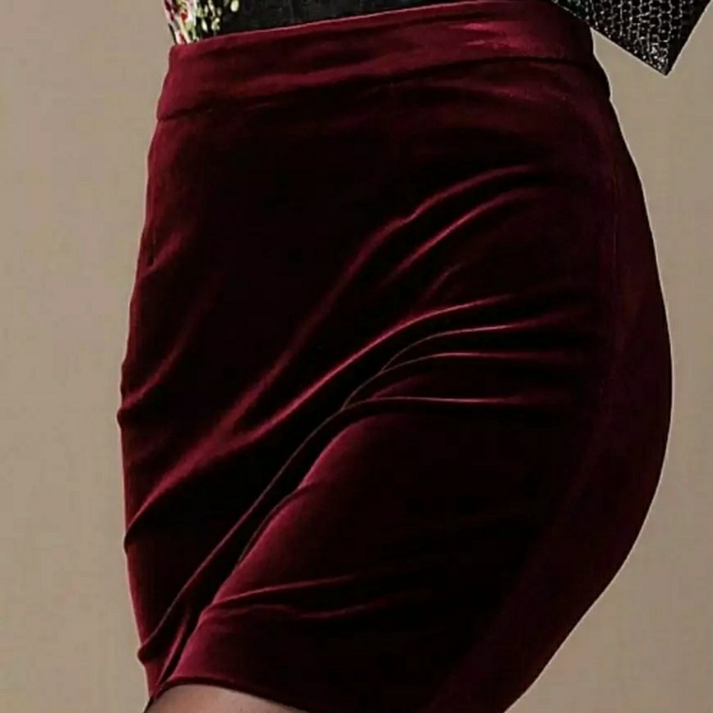 Velvet pensil skirt